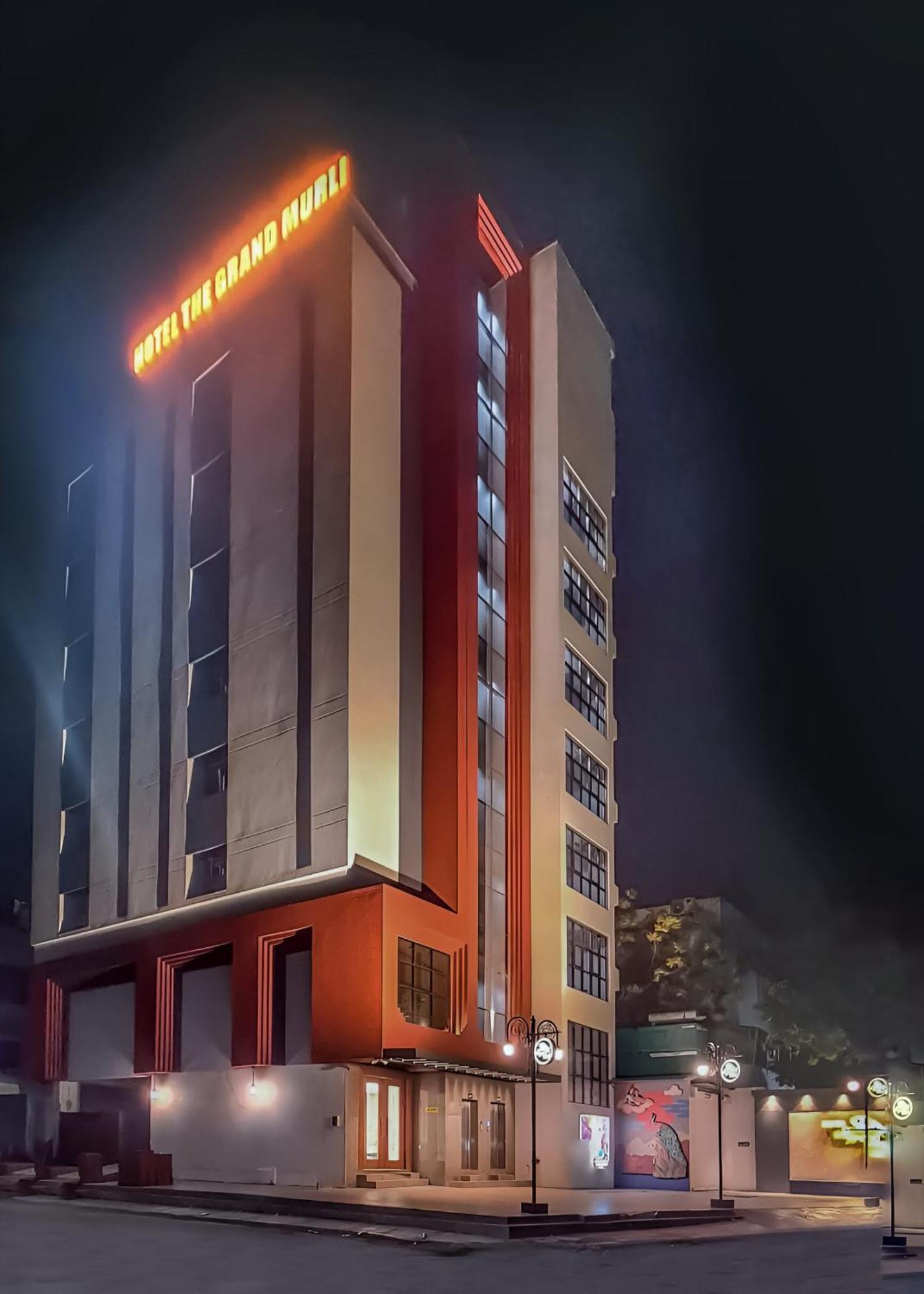 Hotel The Grand Murli Surat Zewnętrze zdjęcie